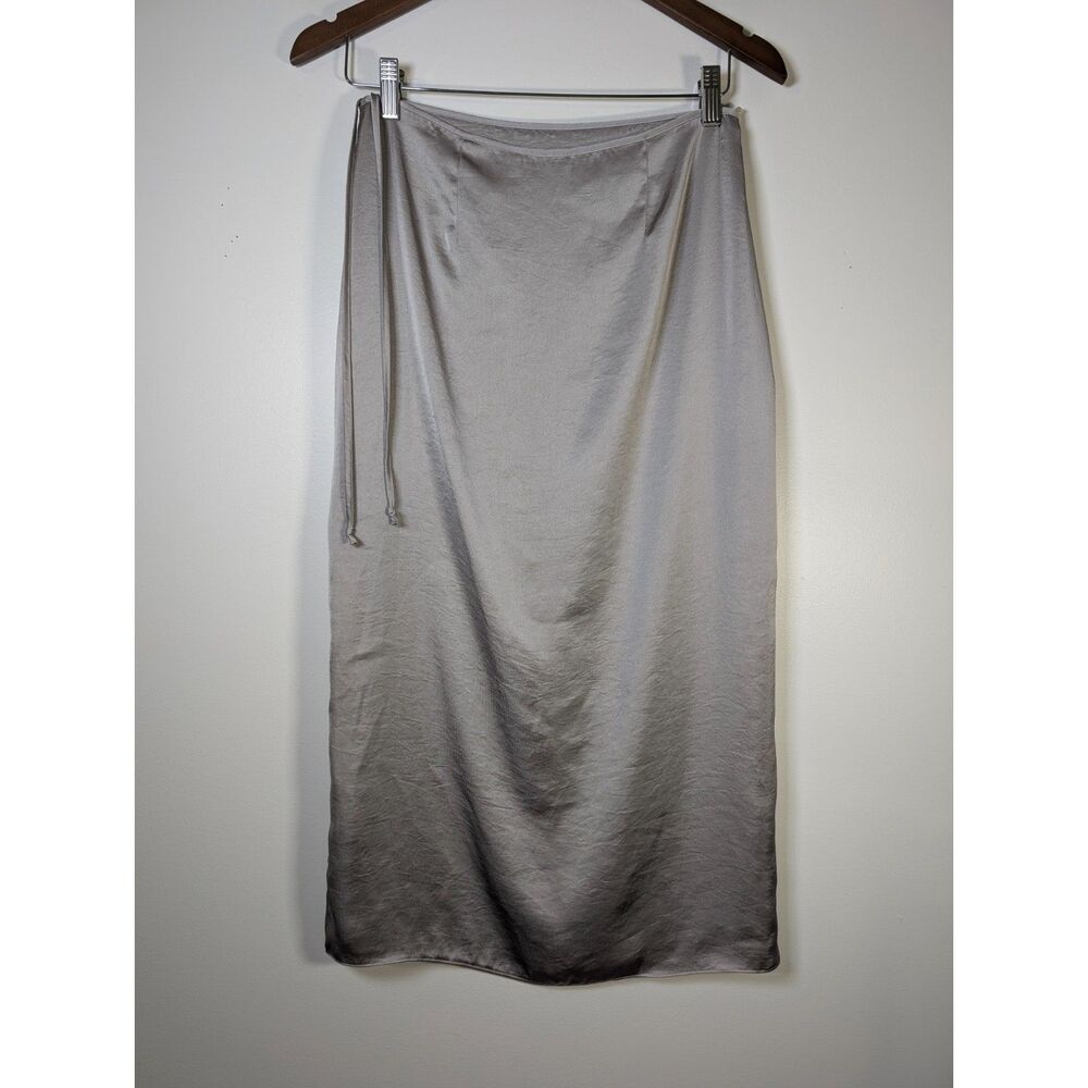 Aritzia Wilfred Elixir Satin Midi Slip Skirt Size 6 Silver Taupe Quiet Luxury - Picture 3 of 9